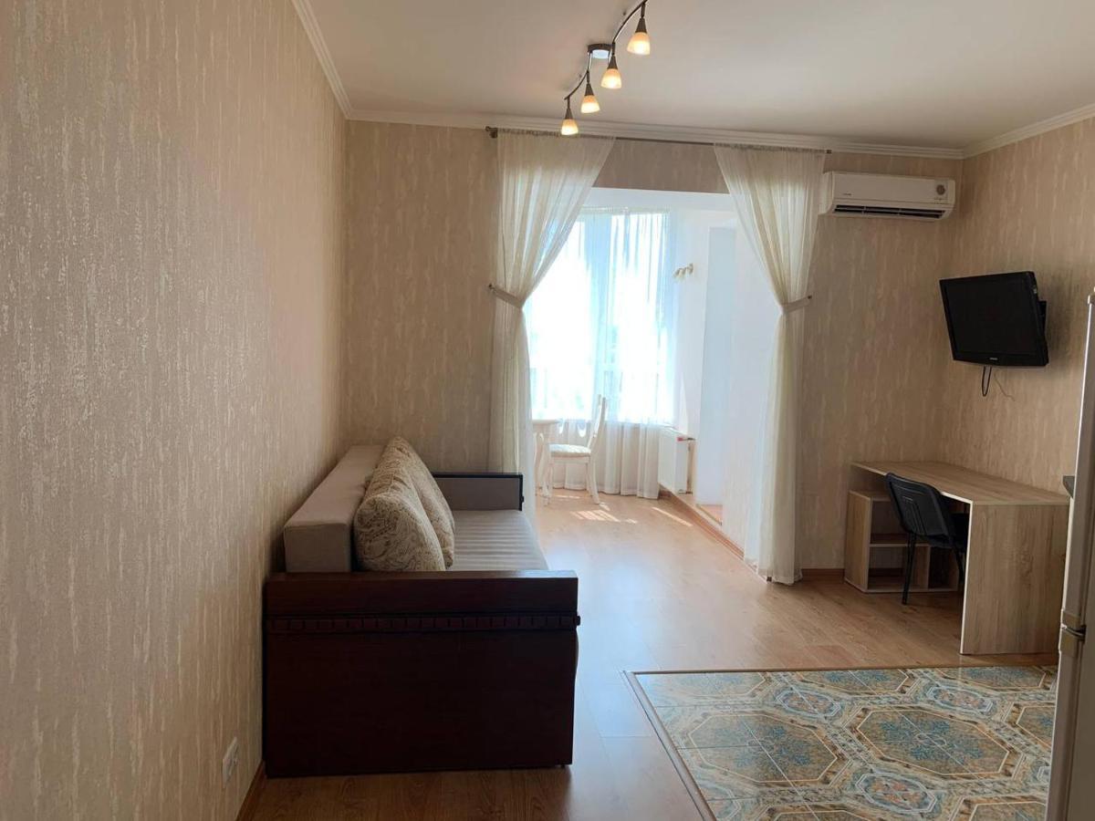 Apartments Staroportofrankovskaya & Pastera Street Odessa Ngoại thất bức ảnh